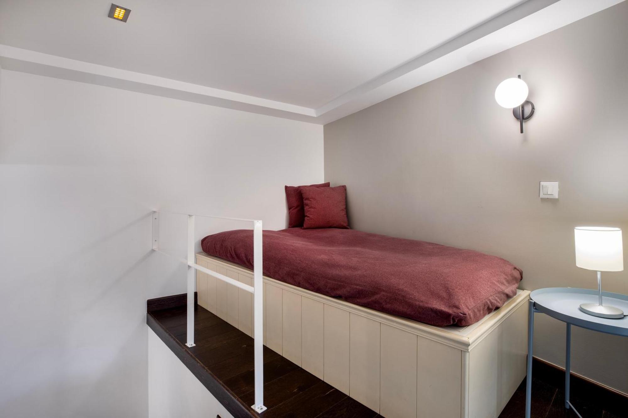 Genesis Grande Acropolis Hill Villa Афины Экстерьер фото